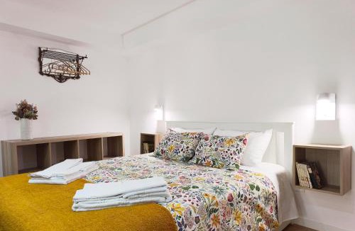 Torre de Moncorvo Apartment | Retiro da Igreja by Casas do Planalto