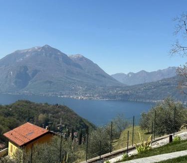 Regoledo Apartment | Retrait Lake Como Private Design Retreat with Lake View