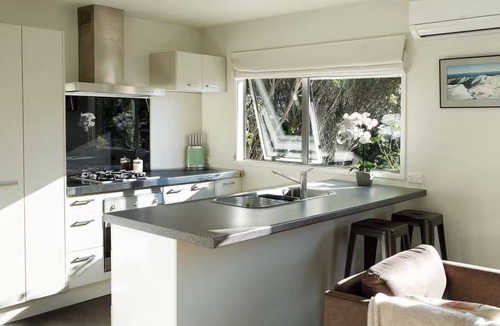 Mangere Bridge House | Retreat in Mangere Bridge