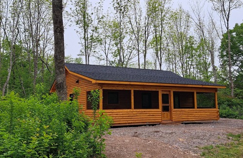 Antigonish County Cabin | Retreat Lodge - Lochaber Lake Lodges