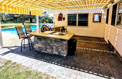 Croom House | Retreat on the Patuxent River Pool, Outdoor Living Boat-Dup: 1104 from 1103