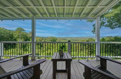 East Ellijay House | Retreat to Ellijay with stunning sunset views