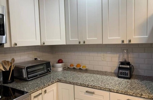 Boynton Beach Villa | RETREAT with SALT WATER HEATED POOL&SPA . SUMMER is AVAILABLE !
