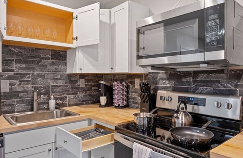 Avondale Apartment | Retro-Chic 1BR w/King Bed & Prime Location