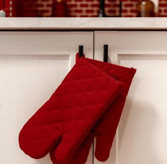 Ramsay Apartment | Retro-Chic Hideaway - Walking Distance To Stampede