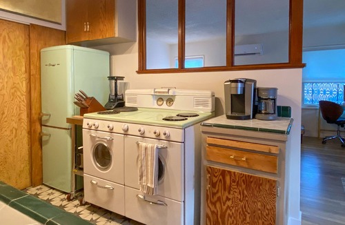 Zaferia Condo | Retro Vibes - Updated 1950s 1 Br/1 bath Duplex Unit