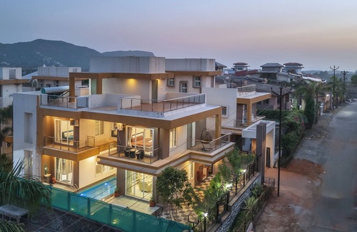 Kune N.m. Villa | Retro Visawa
