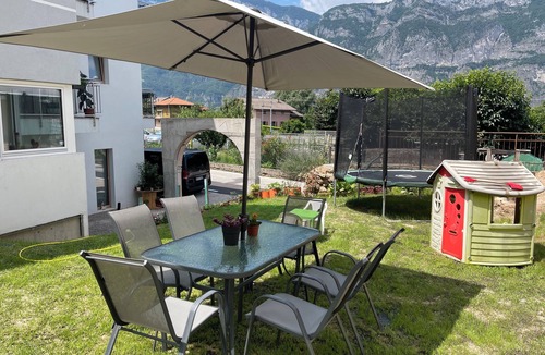 Lavis Apartment | Rey residents