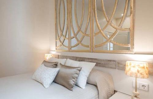 Central District Apartment | REYES CATÓLICOS II