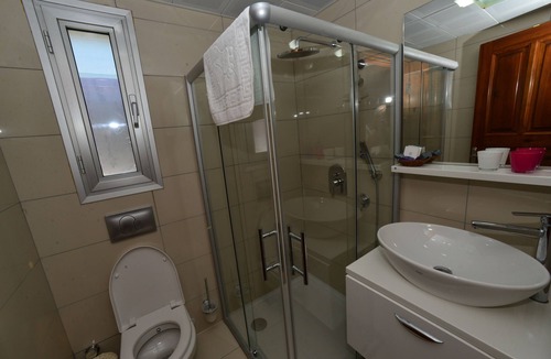 Karaburun Hotel | Reyhan Hotel