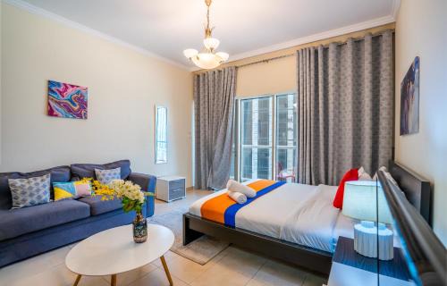 Downtown Dubai Apartment | RH- Perfect Downtown Getaway for Couple, Near Dubai Mall
