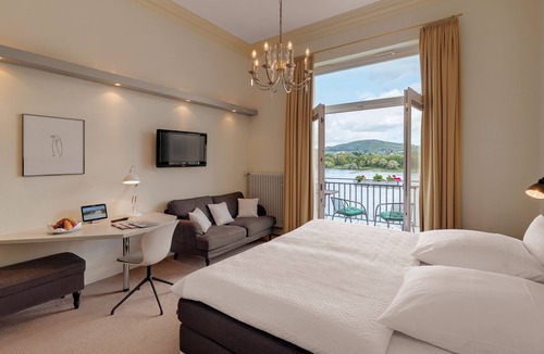 Rungsdorf Hotel | Rheinhotel Dreesen