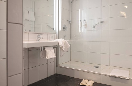 Rungsdorf Hotel | Rheinhotel Dreesen