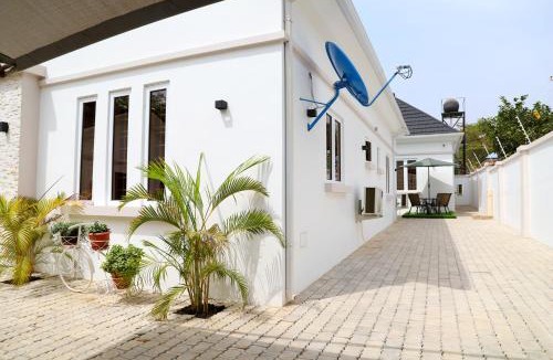 Abuja Apartment | Rhodabode Apartments. A Luxury 3 bedroom bungalow.