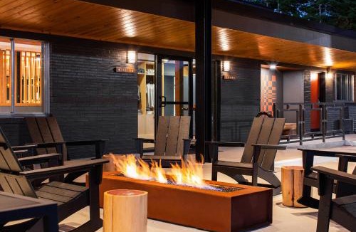 Boone Hotel | Rhode's Motor Lodge