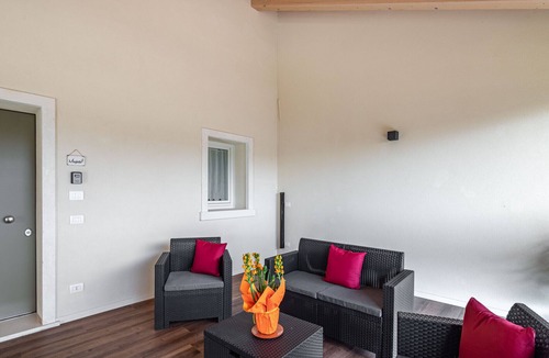 Vicenza Apartment | Rhododendron Room