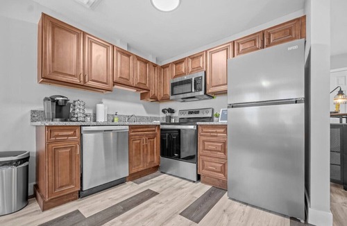 St. Charles Apartment | Rhythm Loft Above the Honky Tonk