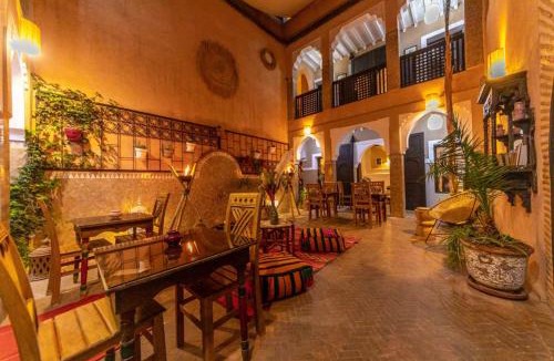 Bab Taghzout House | Riad 7 Saints