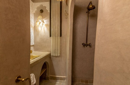 Bab Taghzout House | Riad 7 Saints Marrakech