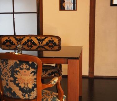 Mitoyo Bed & Breakfast | Riad Camellia