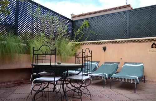 El Hara House | Riad Charik