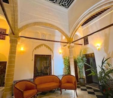 Sale Medina Bed & Breakfast | Riad Dar Chaafa