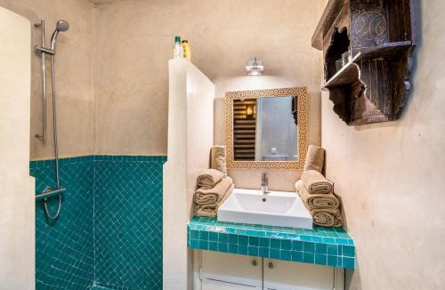 Sidi Ben Slimane El Jazouli House | Riad EYNA Marrakech Medina