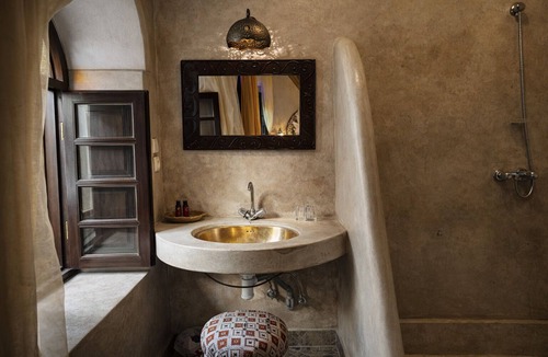 Zaouia Sidi Rhalem House | Riad Lapis-Lazuli