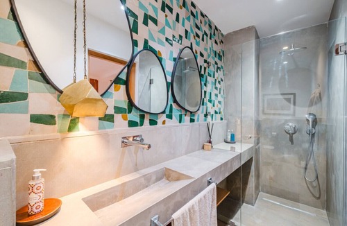 Bab Doukkala House | Riad Private Pool and Breakfast Heart of Medina