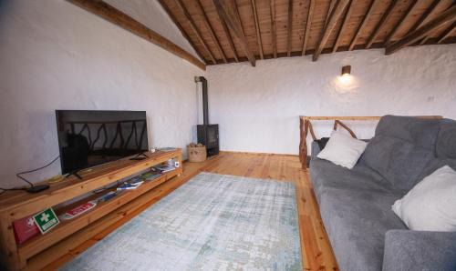 Lajes do Pico Apartment | Ribeirinha 94