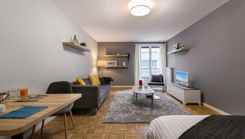 Le Prieure Apartment | Richemont 7 - Self Check In by Homenhancement
