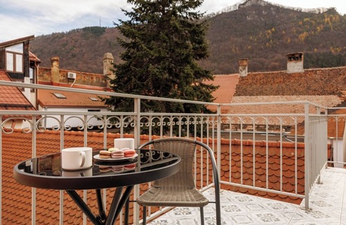 Brasov City Centre Apartment | Richter Residence 2