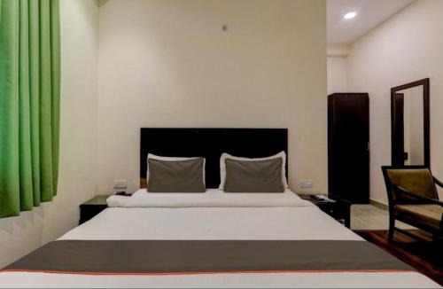 Mahanagar Hotel | Riddhi Inn