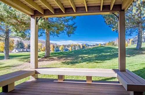 Elkhorn Village Condo | Ridge Condo - Luxury Condo w/Resort Amenities