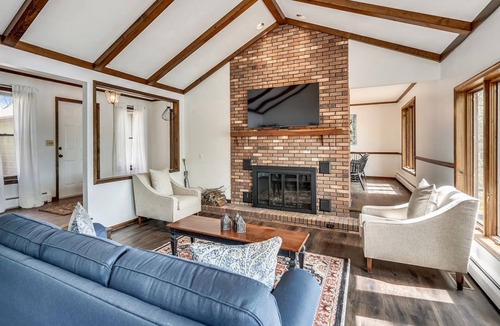 Ridgely House | Ridgely Waterfront | Private Dock | Kayaks | Game Room | Pet Friendly