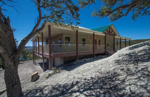 Mammoth Creek House | Ridgetop Hideaway