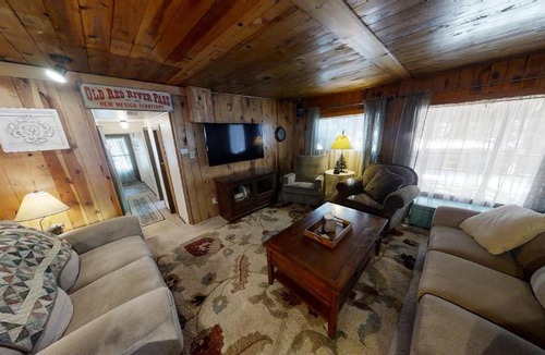Red River House | Ridgeview Lodge