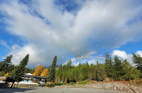 Gold River Hotel | Ridgeview Motor Inn