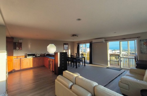 Merita House | Ridgeview Retreat with Stunning Ocean Views, Ridgeview Retreat at Karikari Peninsula