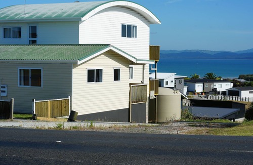Merita House | Ridgeview Retreat with Stunning Ocean Views, Ridgeview Retreat at Karikari Peninsula