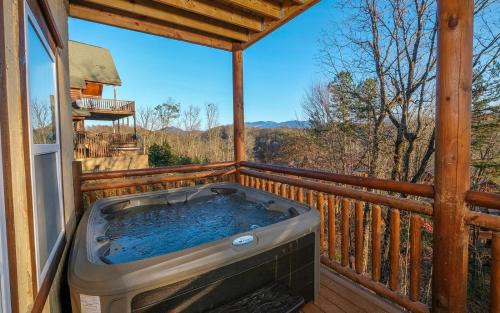 Caton Villa | Ridgeview Splash