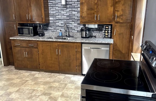 Providence Ski Chalet | Ridgeway Avenue Full Home