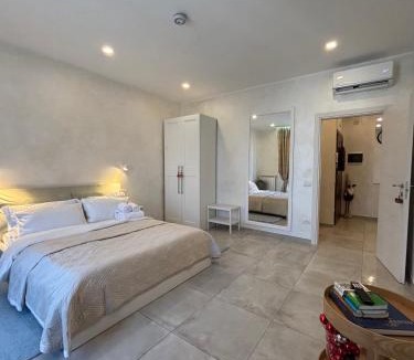 Rifredi Apartment | RifReady Apartment con posto auto vicino a AOU Careggi, Meyer, Polo UniFi