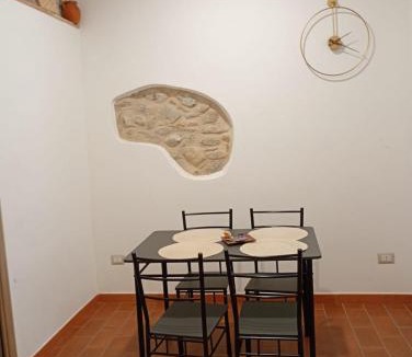 Monasterace House | Rifugio nel borgo