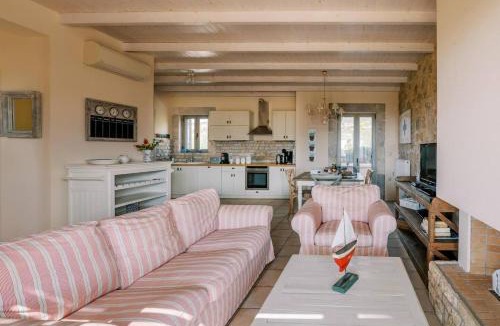 Riglia Villa | Riglia Villas