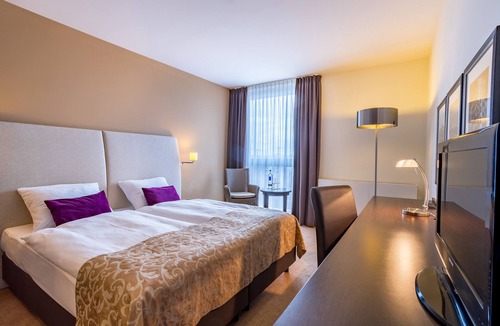 Alte Heide-Hirschau Hotel | Rilano 24/7 Hotel München