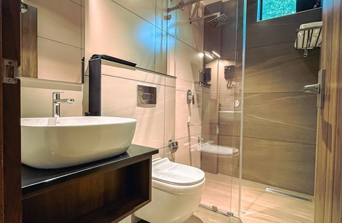 Vayittiri Hotel | Rill woods
