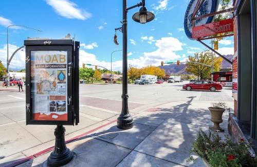 Moab South Valley House | Rim Village M1