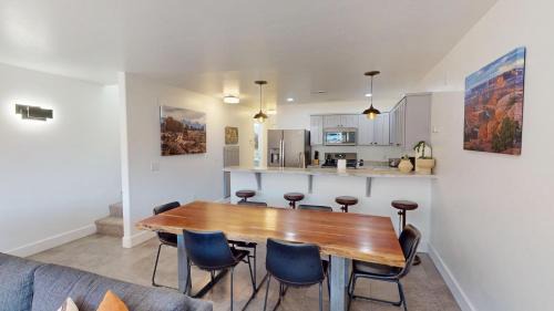 Moab South Valley House | Rim Vista 2A4