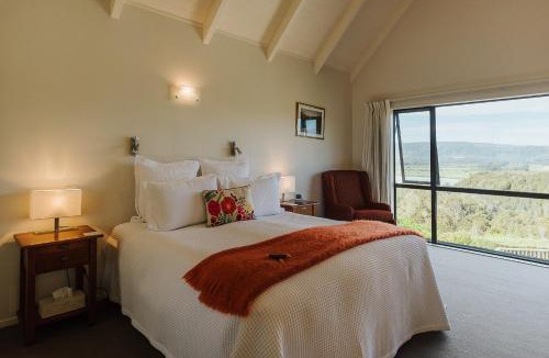 Hokitika Cabin | Rimu Lodge